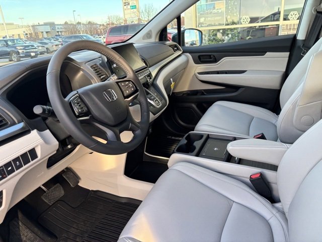 Used 2026 Honda Odyssey EX-L image 11
