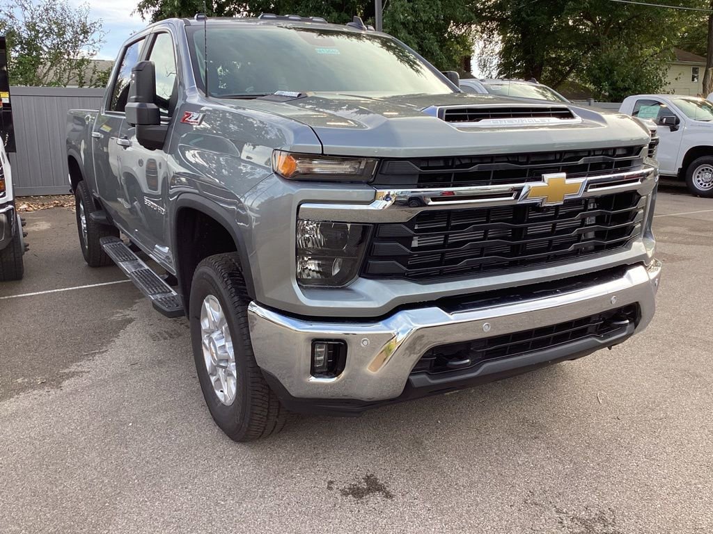 New 2026 Chevrolet Silverado 3500 LT w/ Safety Package image 1