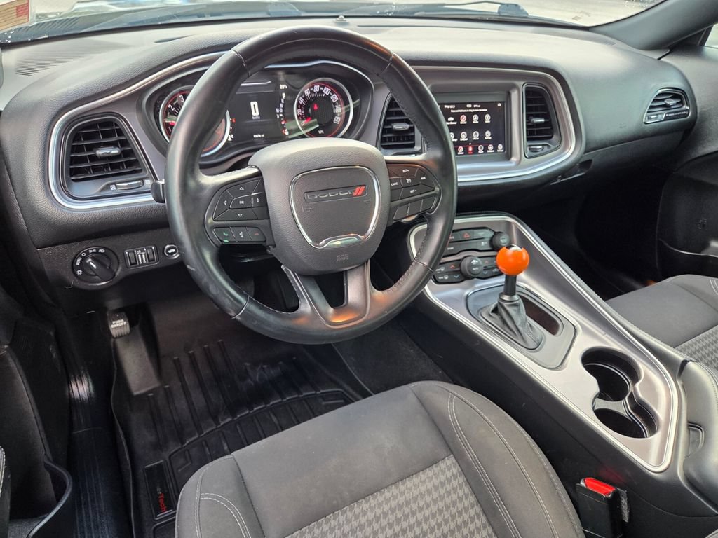 Certified 2019 Dodge Challenger SXT RWD image 13
