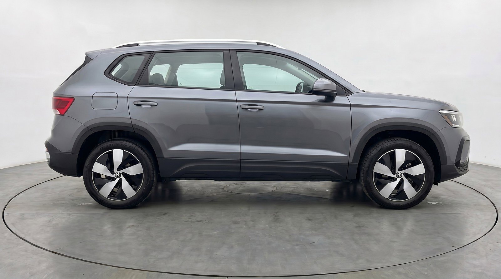 Used 2025 Volkswagen Taos S AWD/4WD image 11