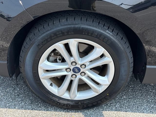 Used 2019 Ford Edge SEL w/ Equipment Group 201A AWD/4WD image 24