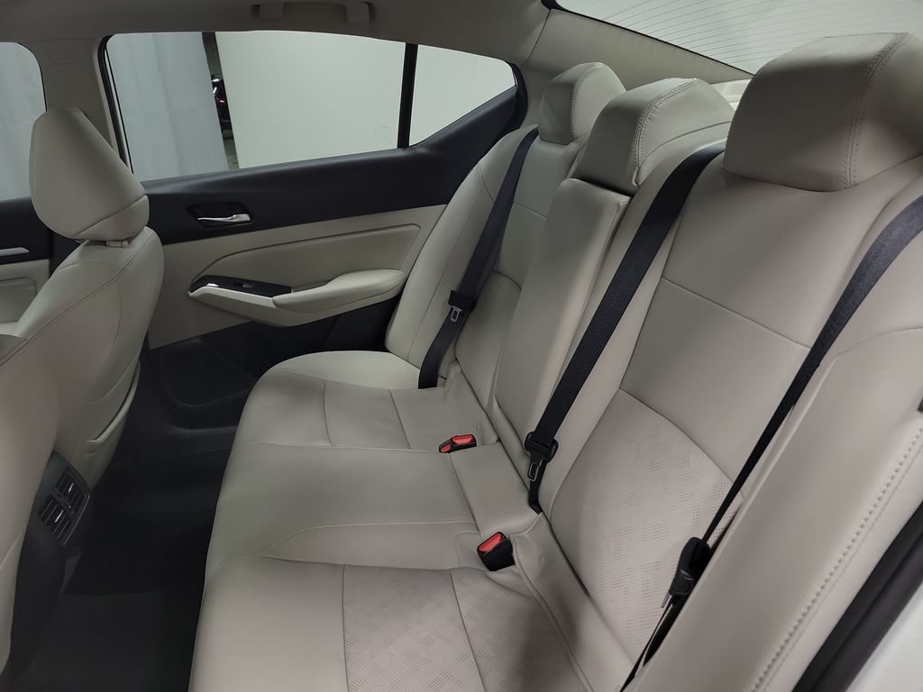 Used 2023 Nissan Altima 2.5 SL AWD/4WD image 19
