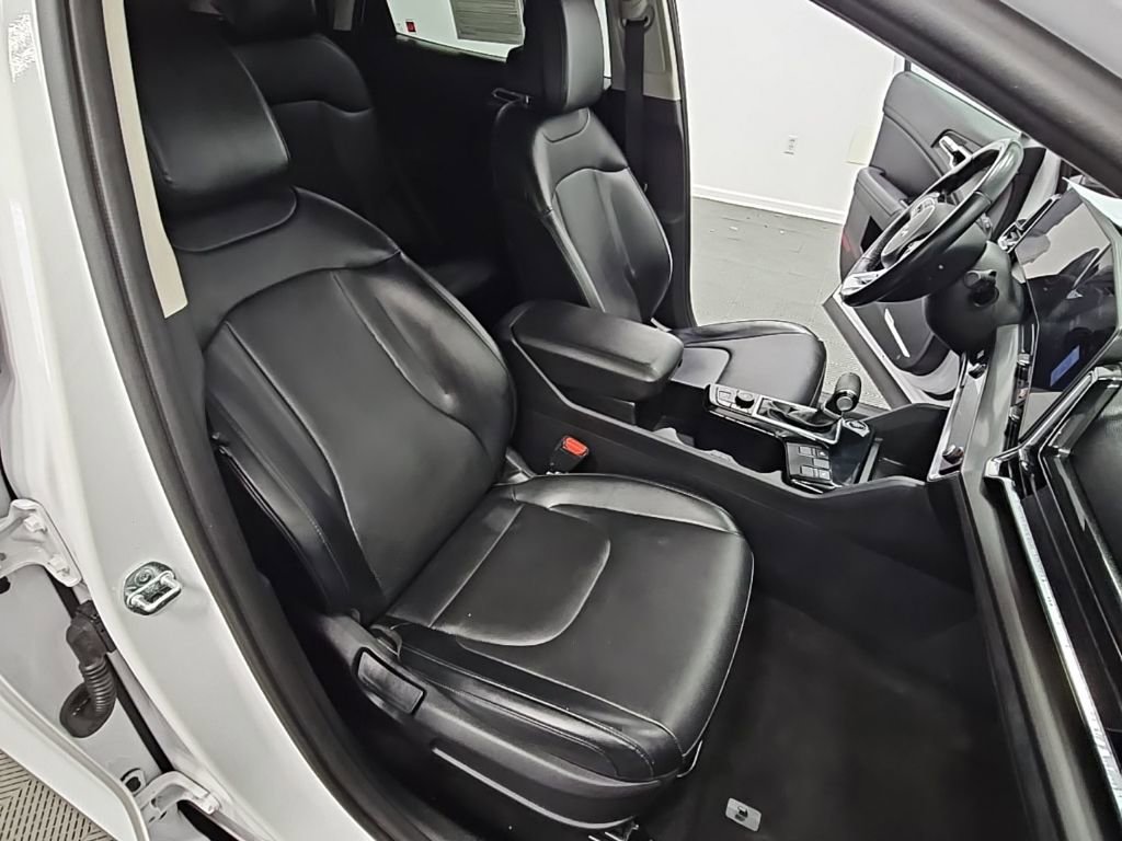 Used 2023 Kia Sportage EX FWD image 39