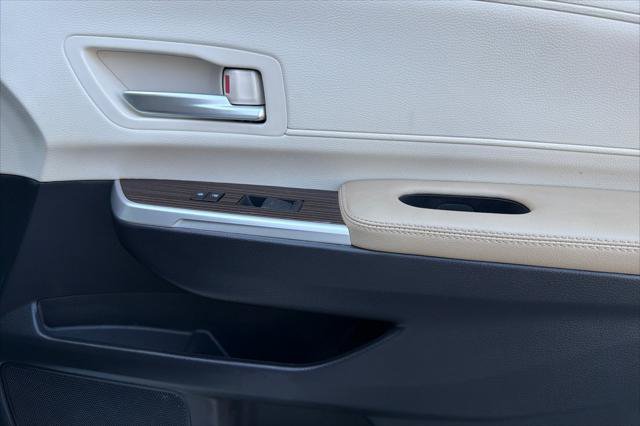 Certified 2023 Toyota Sienna XLE FWD image 19