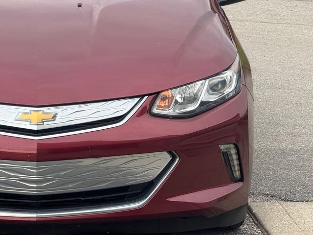 Used 2017 Chevrolet Volt LT FWD image 10