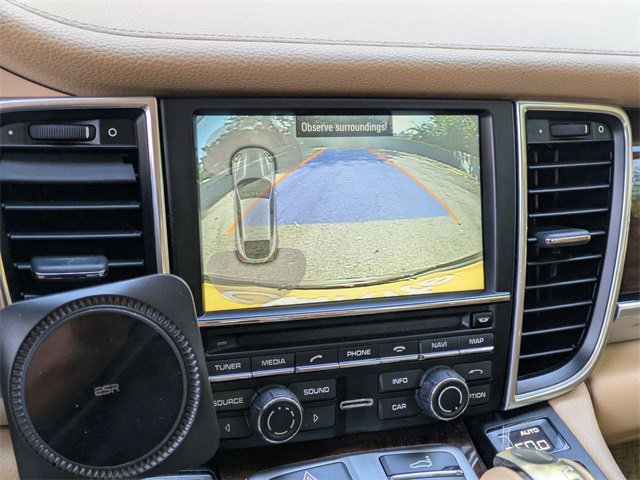 Used 2015 Porsche Panamera 4 image 16