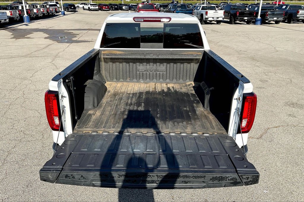 Used 2024 GMC Sierra 1500 SLT AWD/4WD image 25