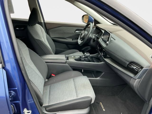 Used 2021 Nissan Rogue SV image 16