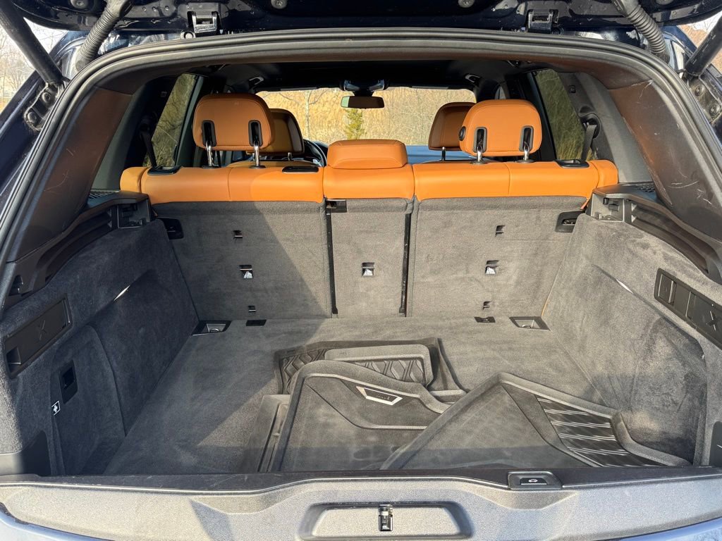 Used 2023 BMW X5 M50i w/ Executive Package image 32