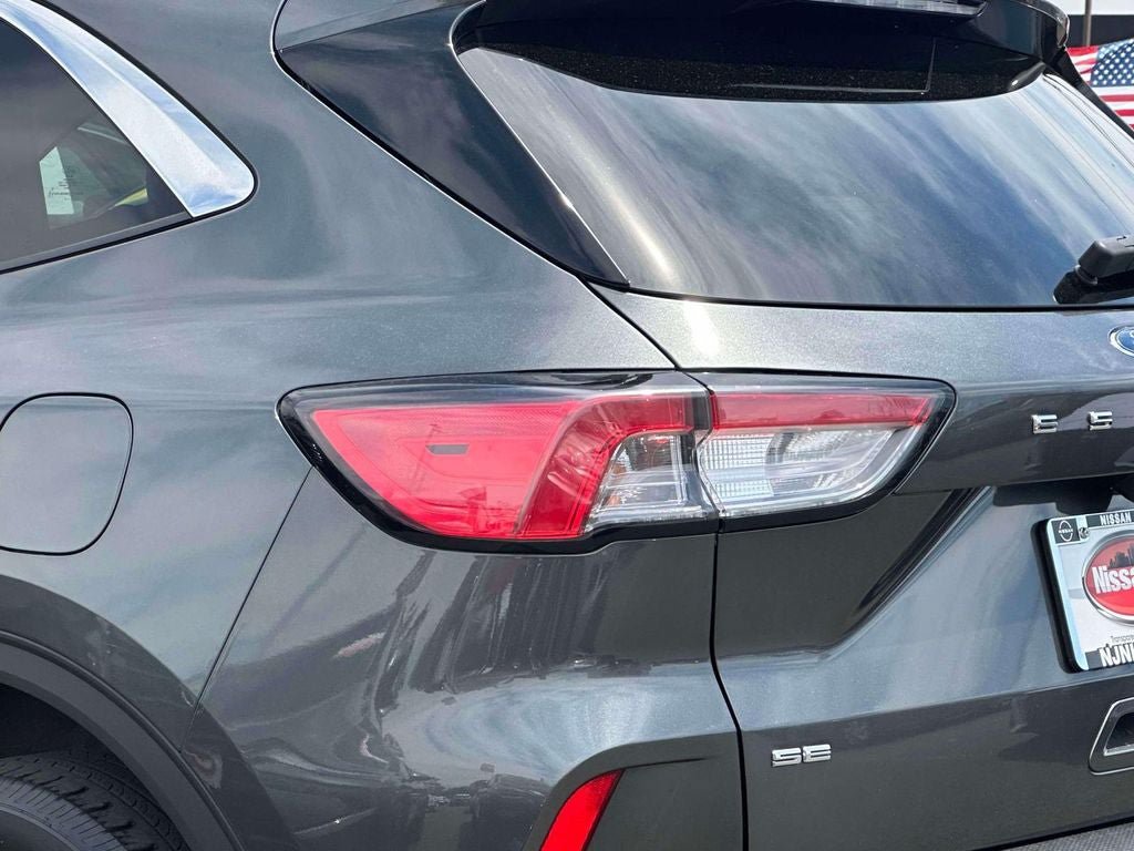 Used 2020 Ford Escape SE AWD/4WD image 9