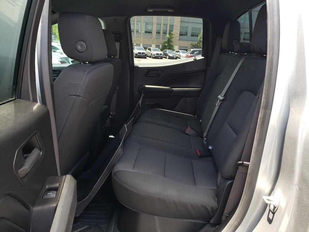 Used 2024 Chevrolet Colorado Trail Boss w/ Advanced Trailering Package AWD/4WD image 33
