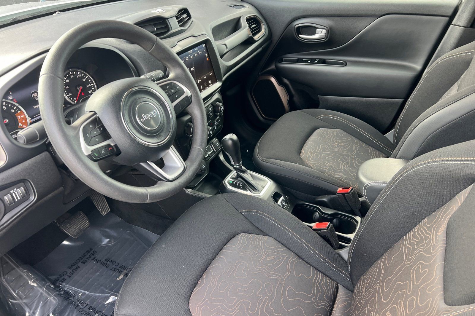 Used 2023 Jeep Renegade Latitude image 7