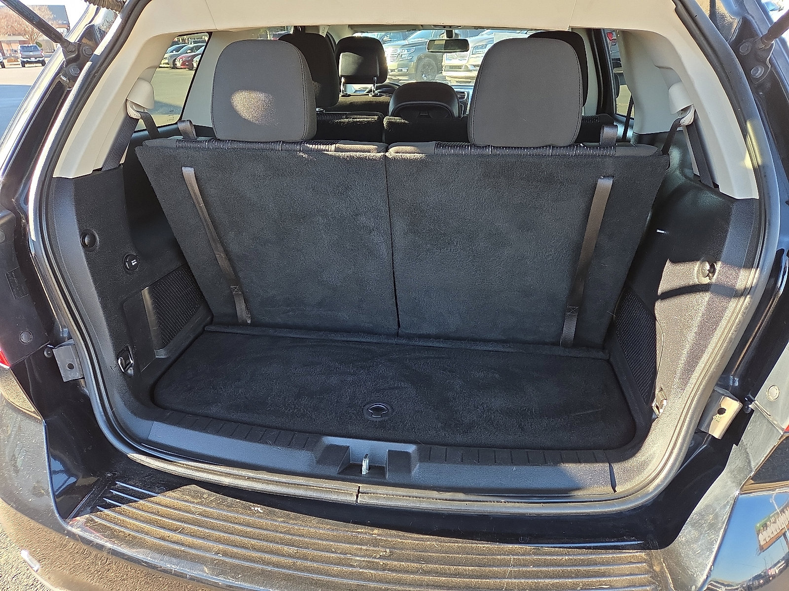 Used 2019 Dodge Journey SE image 7