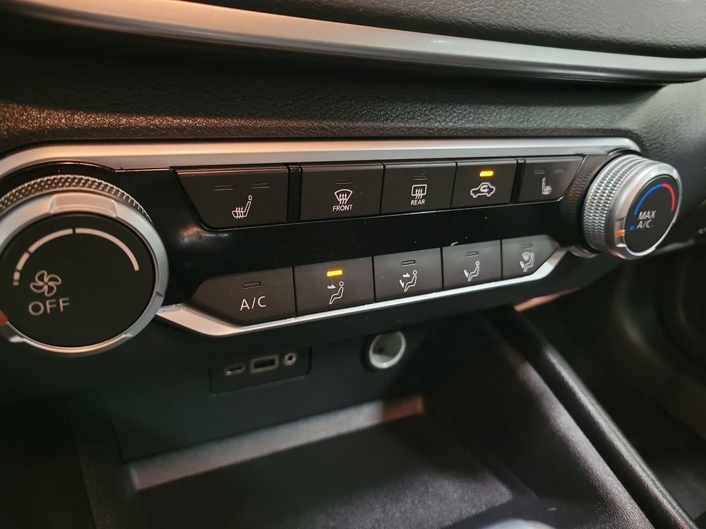 Used 2020 Nissan Altima 2.5 SR w/ Premium Package FWD image 20