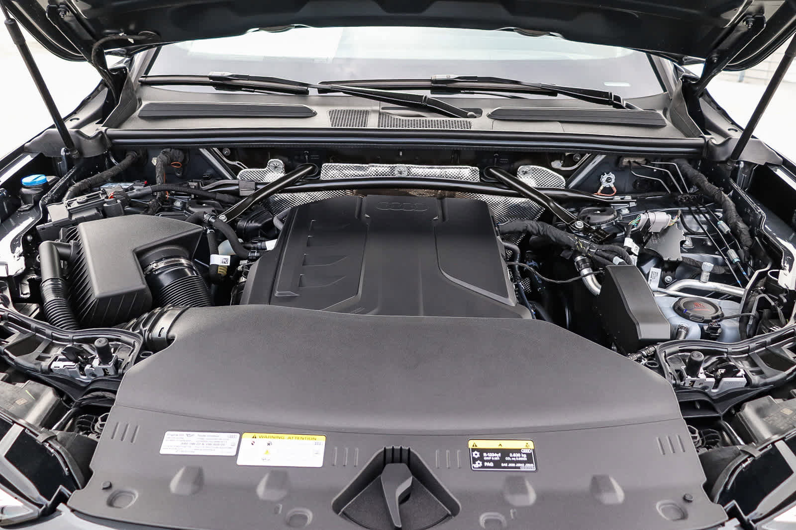 New 2025 Audi Q5 Prestige image 38