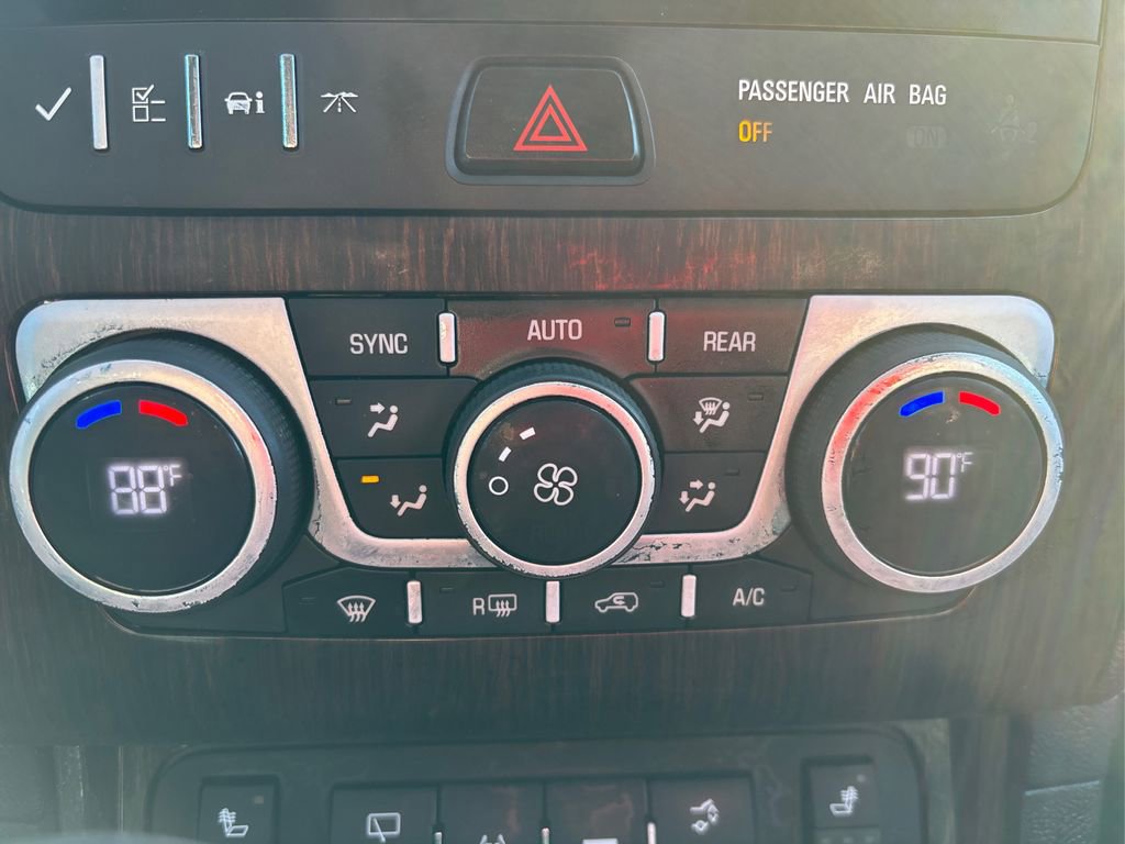 Used 2016 Chevrolet Traverse LT image 29