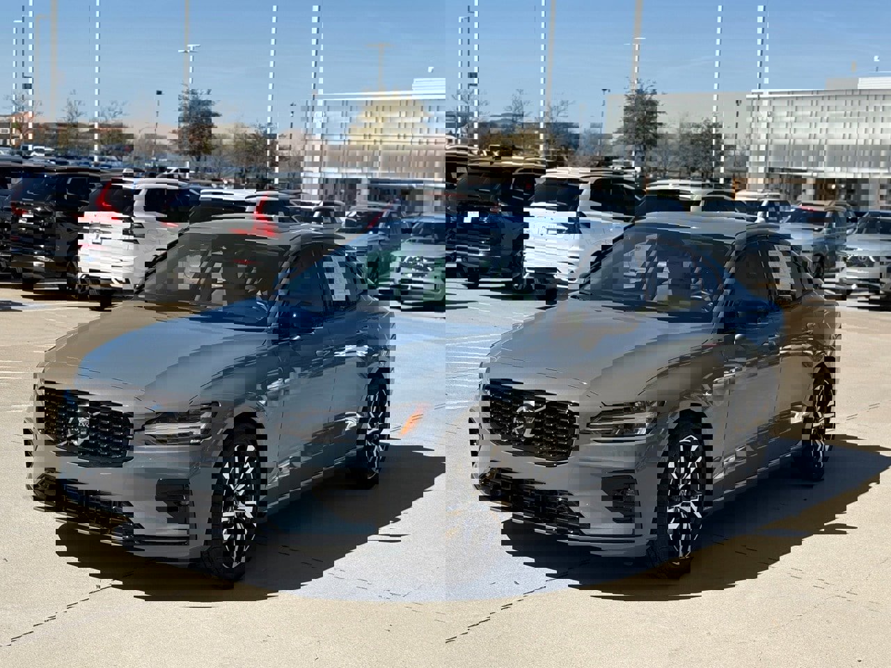 Certified 2023 Volvo S60 B5 Plus image 2