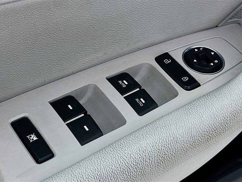 Used 2017 Hyundai Sonata Limited image 20