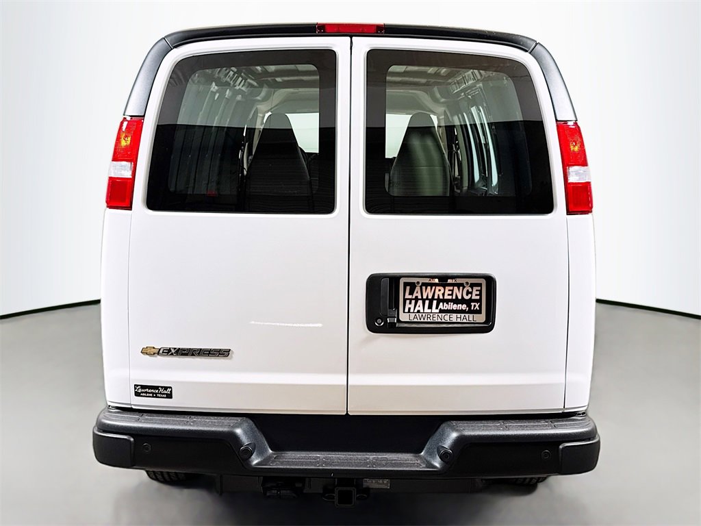 New 2025 Chevrolet Express 3500 w/ Driver Convenience Package image 4