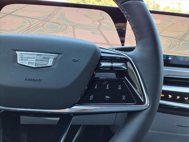 New 2026 Cadillac Lyriq Luxury RWD image 17