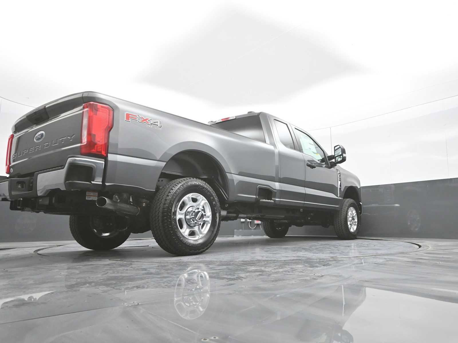 New 2026 Ford F350 XLT AWD/4WD image 75