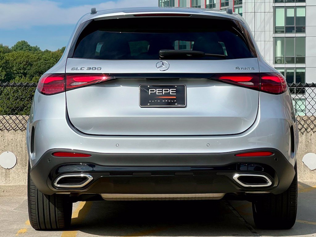 Certified 2026 Mercedes-Benz GLC 300 4MATIC image 6