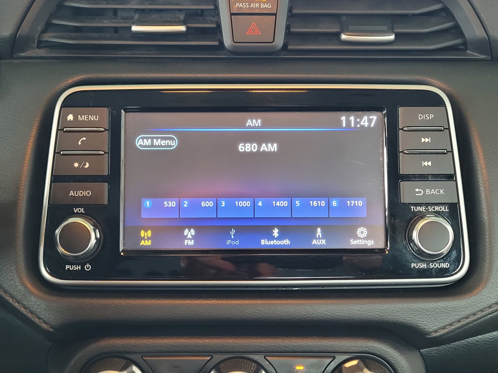 Used 2020 Nissan Versa S image 11