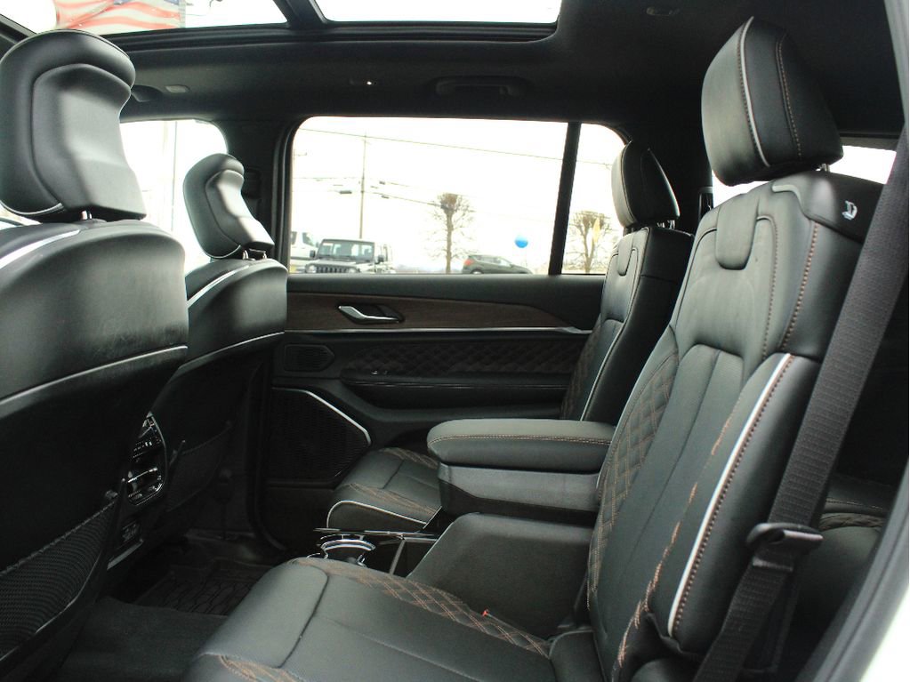 Certified 2025 Jeep Grand Cherokee L Summit image 32