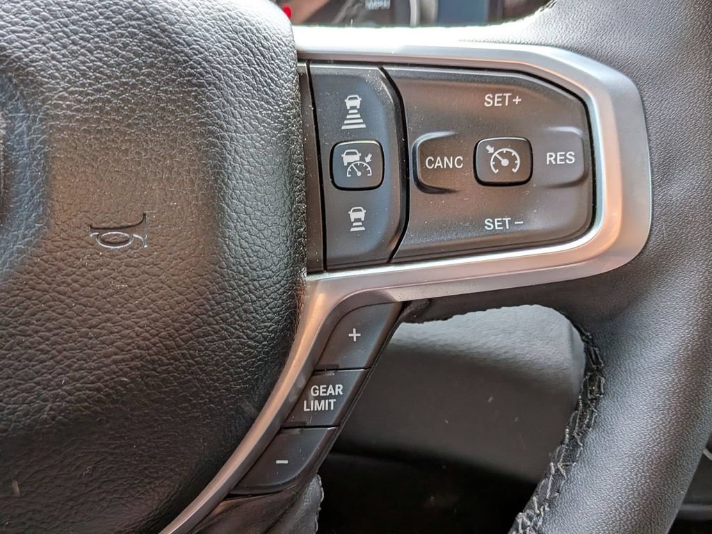 Used 2025 RAM 1500 Big Horn AWD/4WD image 13