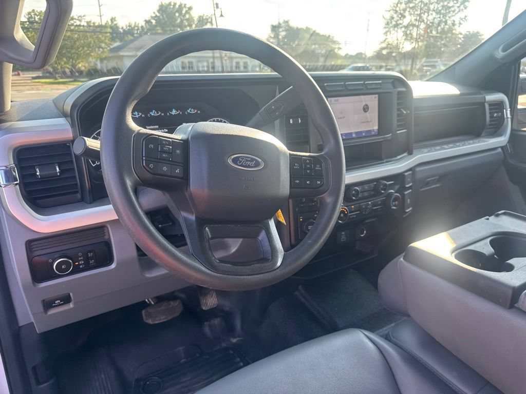 Used 2024 Ford F550 4x4 SuperCab Super Duty image 11