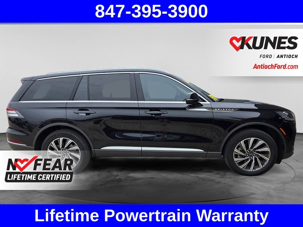 Used 2025 Lincoln Aviator AWD image 11