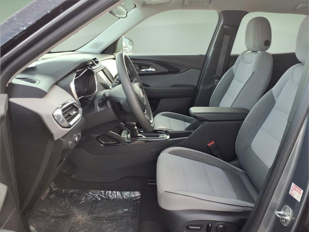Used 2021 Chevrolet TrailBlazer LT AWD/4WD image 4