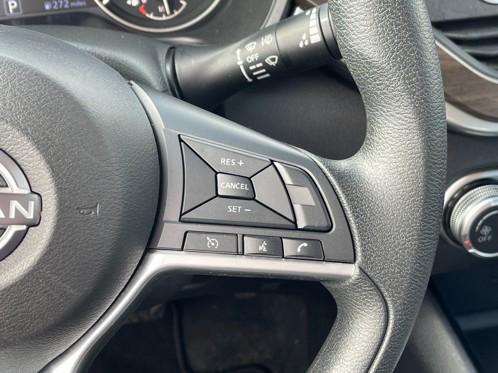 Used 2024 Nissan Altima 2.5 SV image 26