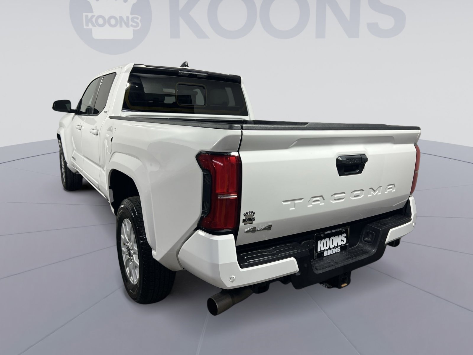 Used 2024 Toyota Tacoma SR5 image 4