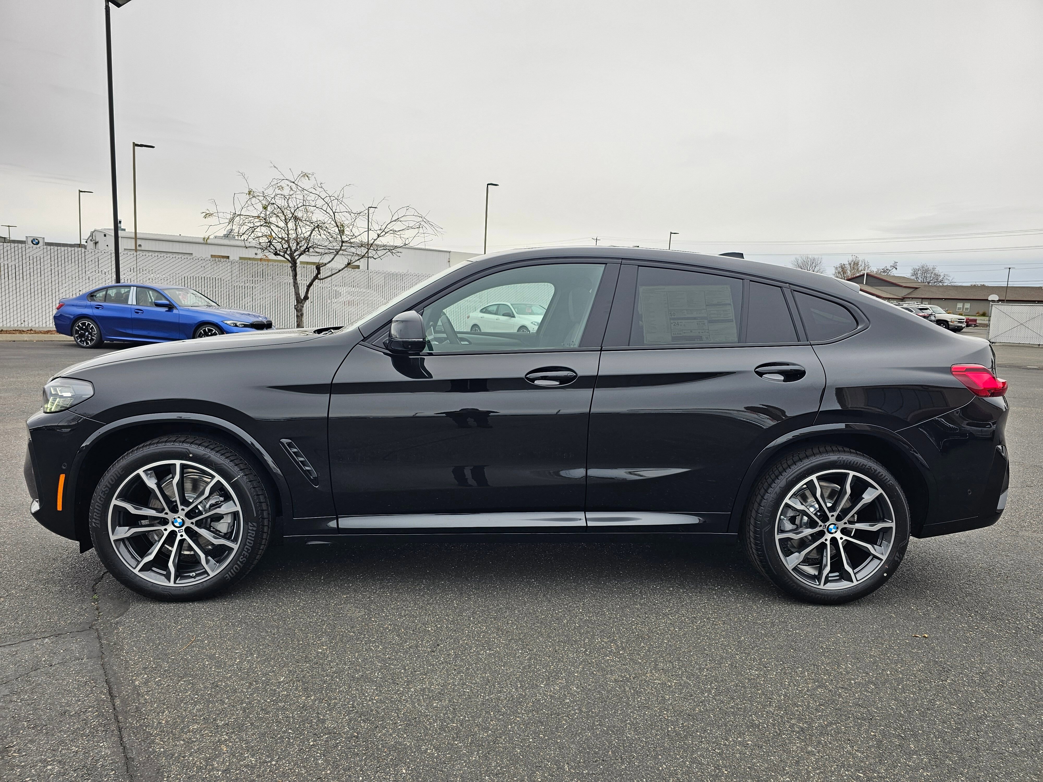 New 2025 BMW X4 xDrive30i w/ Premium Package image 3
