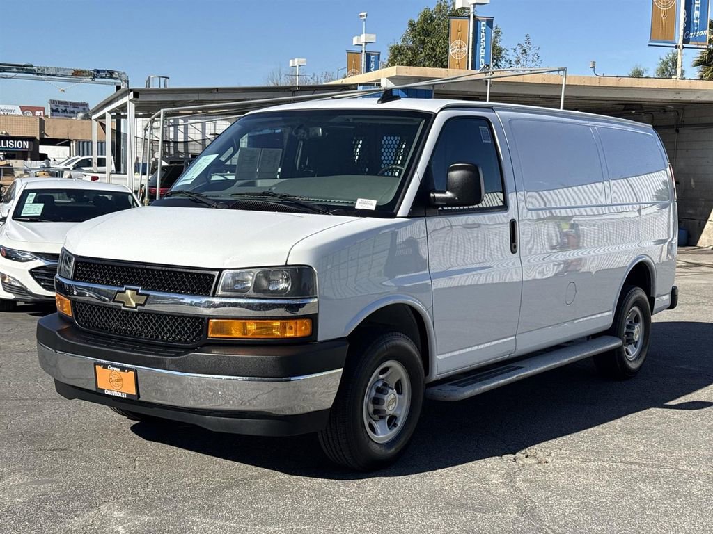 Used 2024 Chevrolet Express 2500 w/ Driver Convenience Package image 6