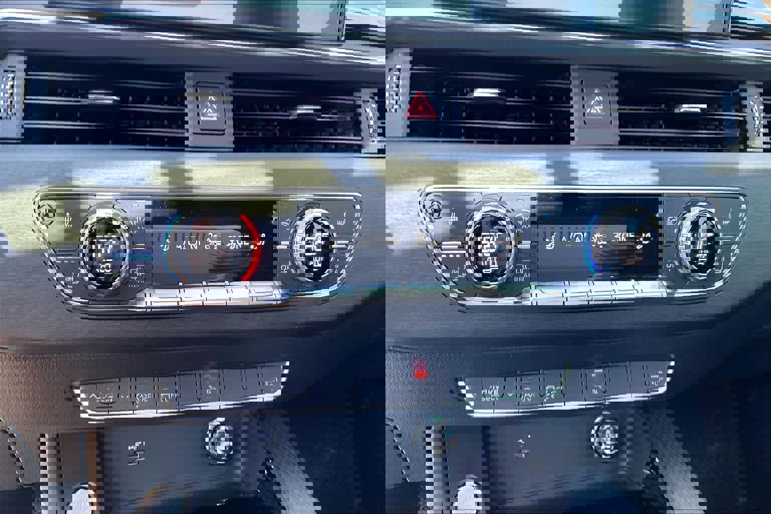 Used 2021 Audi A4 2.0T Premium Plus w/ Premium Plus Package image 32