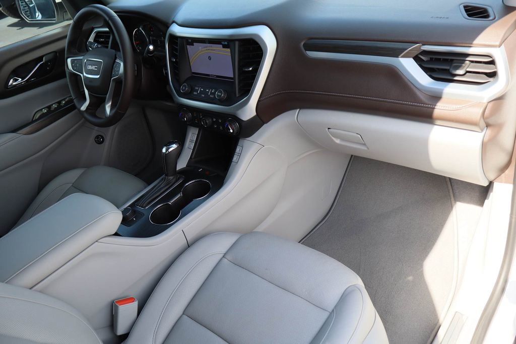 Used 2018 GMC Acadia SLT image 31