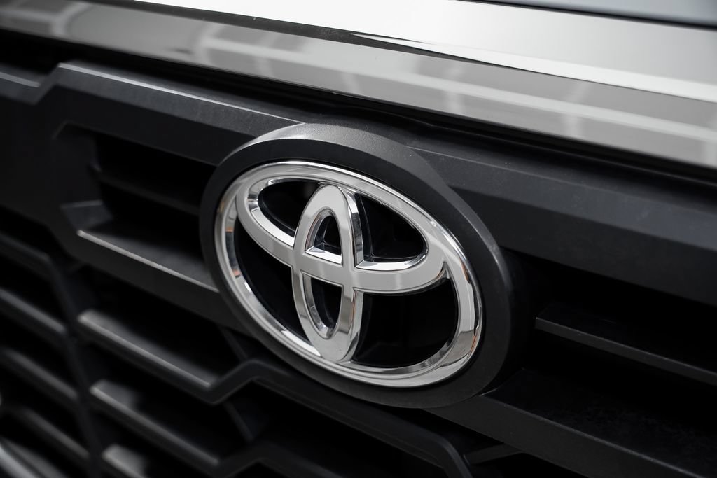 Used 2023 Toyota Tundra SR5 w/ TRD Off-Road Package AWD/4WD image 21