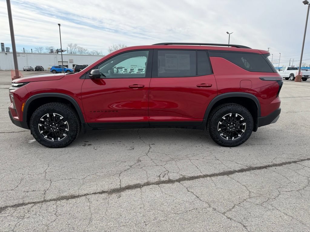Used 2025 Chevrolet Traverse Z71 w/ Driver Confidence Package AWD/4WD image 2