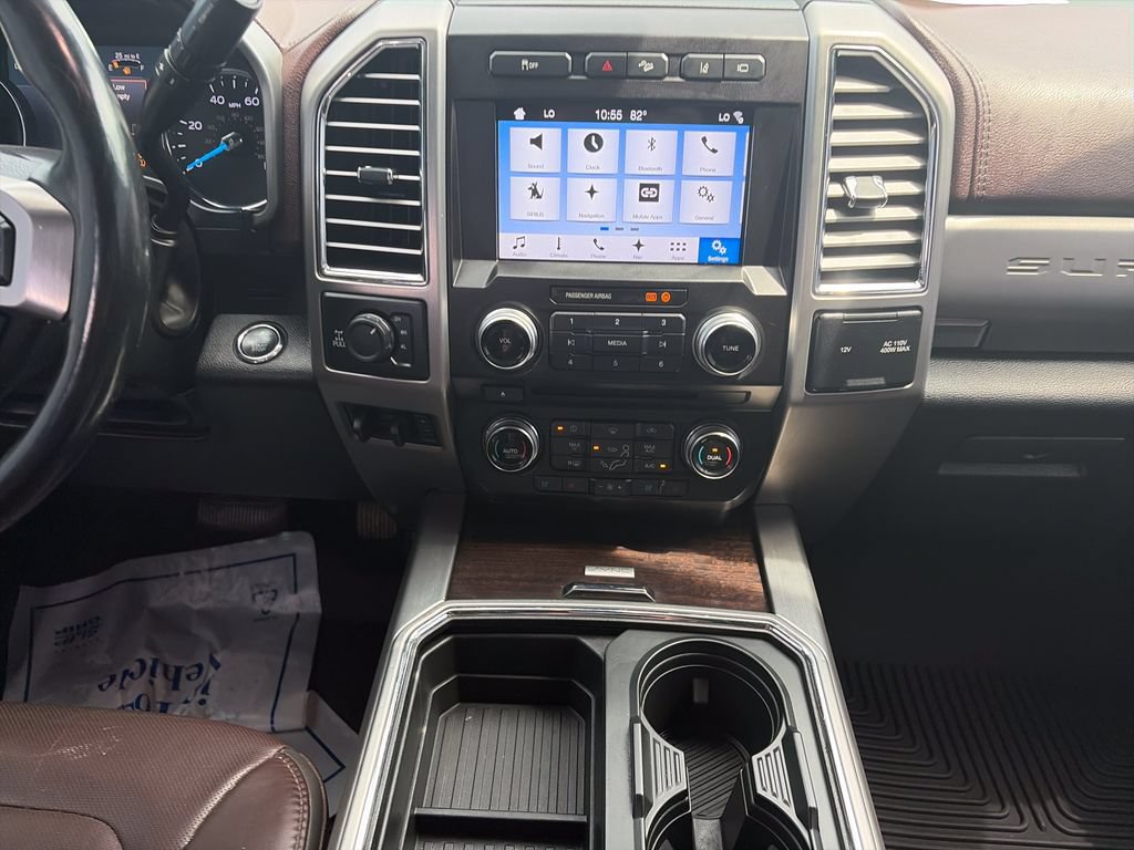 Used 2017 Ford F250 Platinum w/ Platinum Ultimate Package AWD/4WD image 16