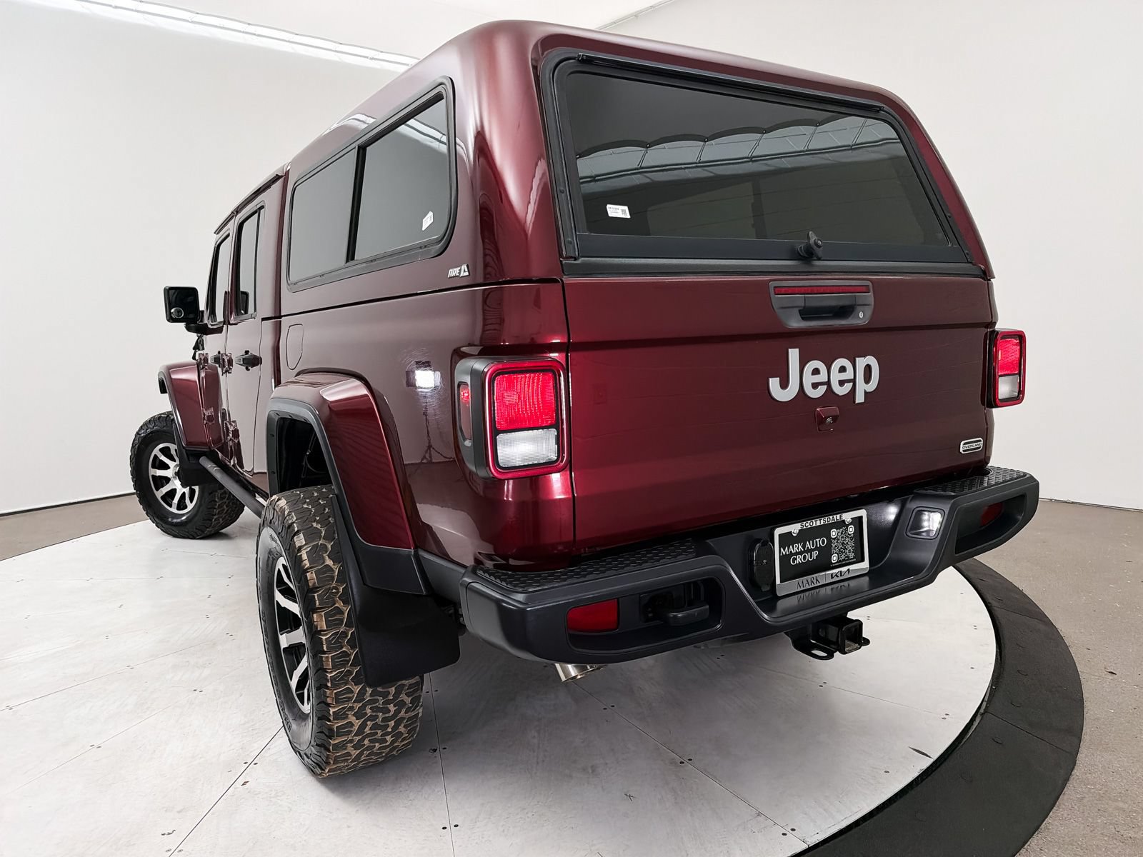 Used 2021 Jeep Gladiator Overland w/ Popular Equipment Package AWD/4WD image 8
