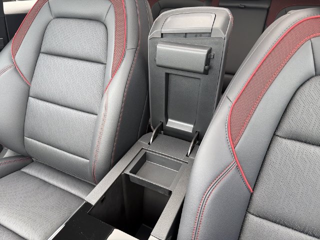 New 2027 Chevrolet Equinox RS w/ Safety and Technology Package AWD/4WD image 31