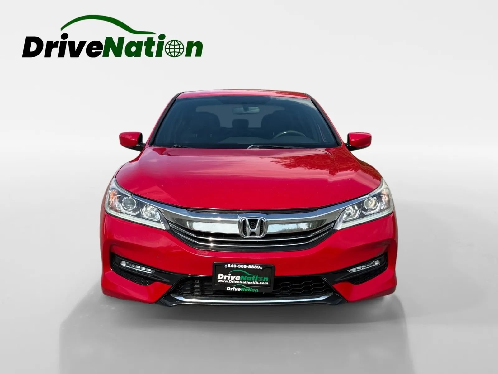 Used 2016 Honda Accord Sport image 2
