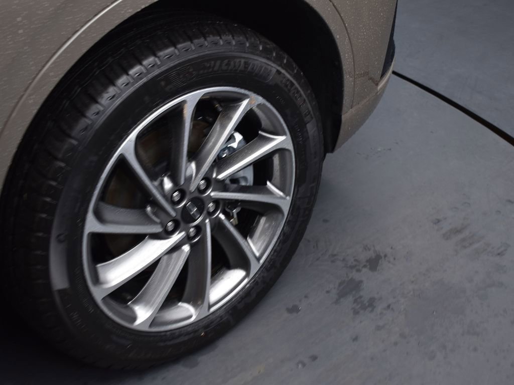 New 2026 Lincoln Corsair Grand Touring AWD/4WD image 18
