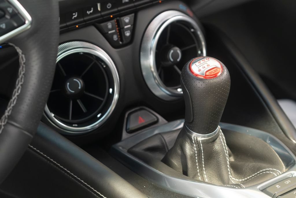 Used 2018 Chevrolet Camaro SS w/ LPO, Ground Effects Package RWD image 42