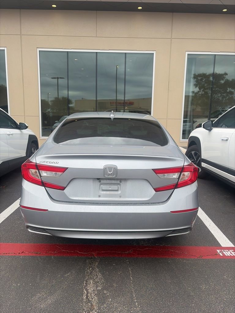 Used 2019 Honda Accord EX image 5