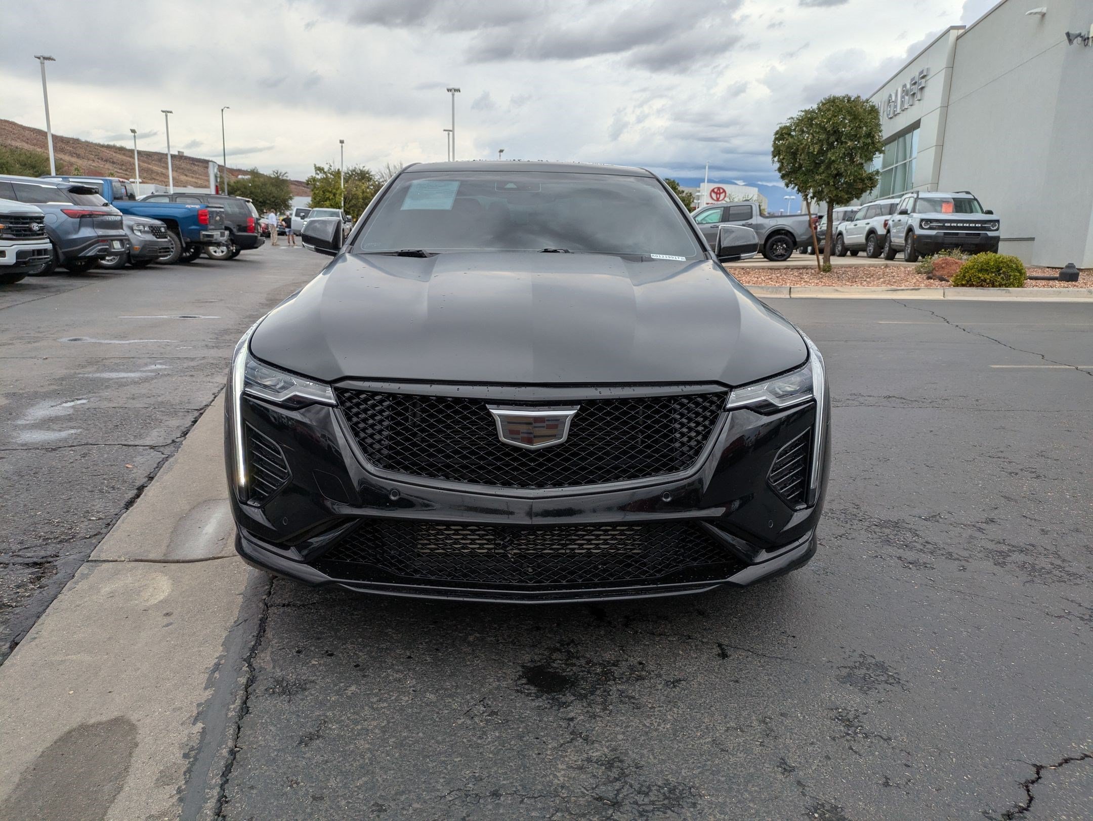 Used 2024 Cadillac CT4 V w/ LPO, ONYX Package AWD/4WD image 9