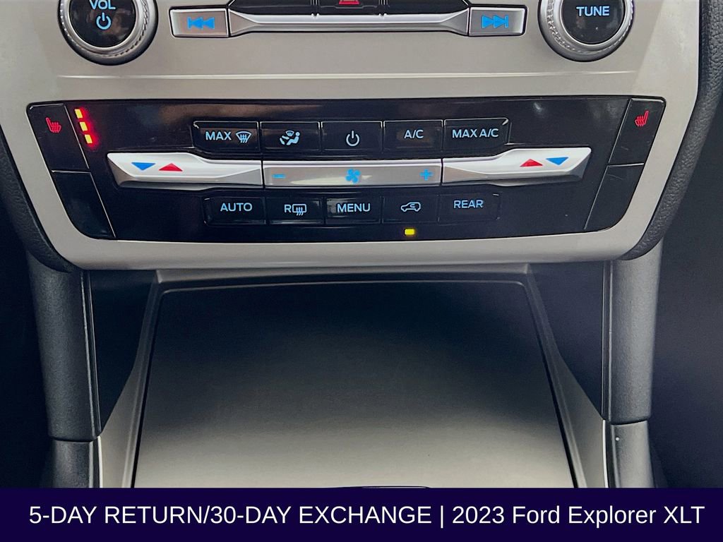 Used 2023 Ford Explorer XLT image 21