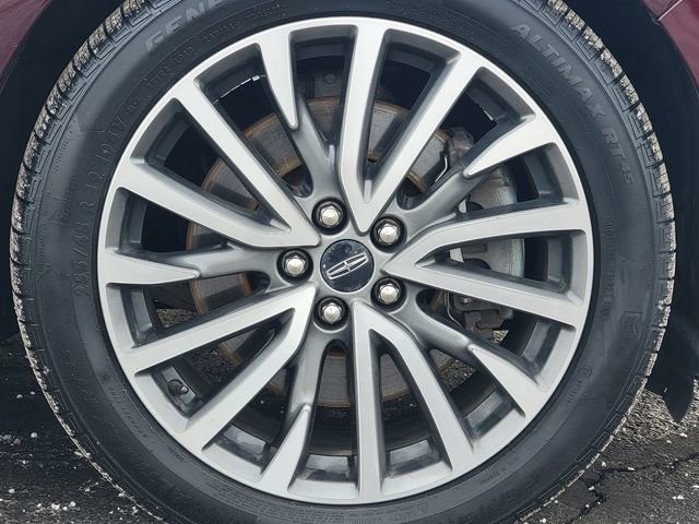 Used 2020 Lincoln Continental Standard w/ Premium Package image 17